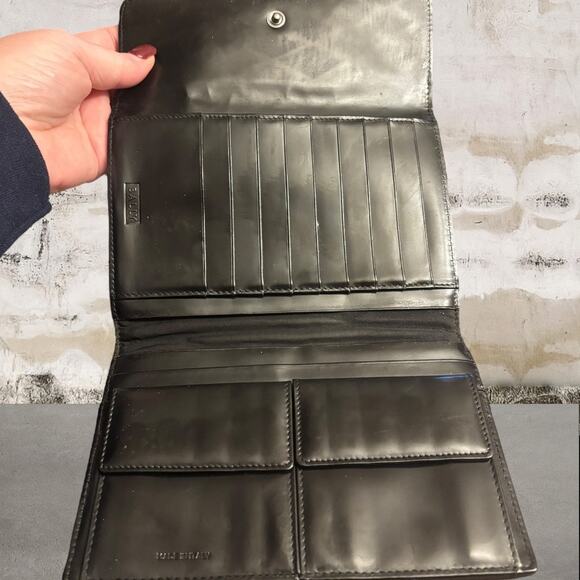 Bally Made in Italy Black Wallet - Picture 6 of 8